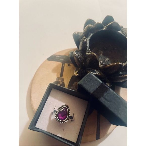 Pretty purple teardrop STONE SILVER BOHO RING - Picture 5 of 5